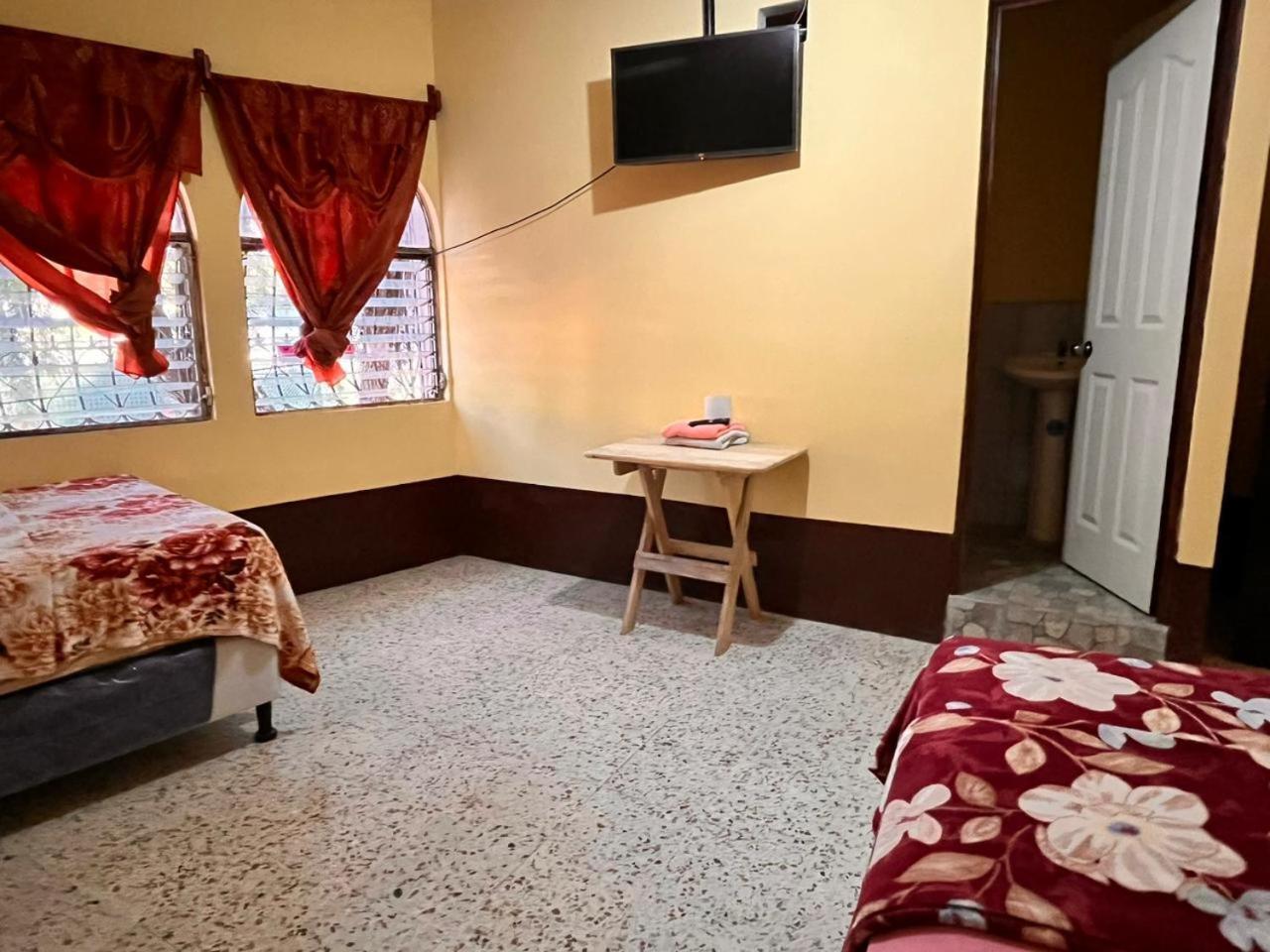Hotel Canaan La Aurora Guatemala City Ngoại thất bức ảnh