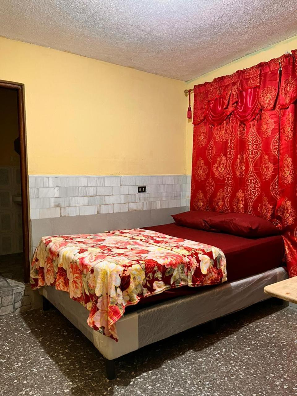 Hotel Canaan La Aurora Guatemala City Ngoại thất bức ảnh